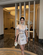 Load image into Gallery viewer, [梅开五福] 独家定制 Blossom Blessings Cheongsam Top 上衣 (TOP Only)
