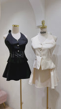 Load and play video in Gallery viewer, [蝶影鎏光] 高定系列 Elegant Suit Pleated Mini Skirt 短裙 (SKIRT Only)
